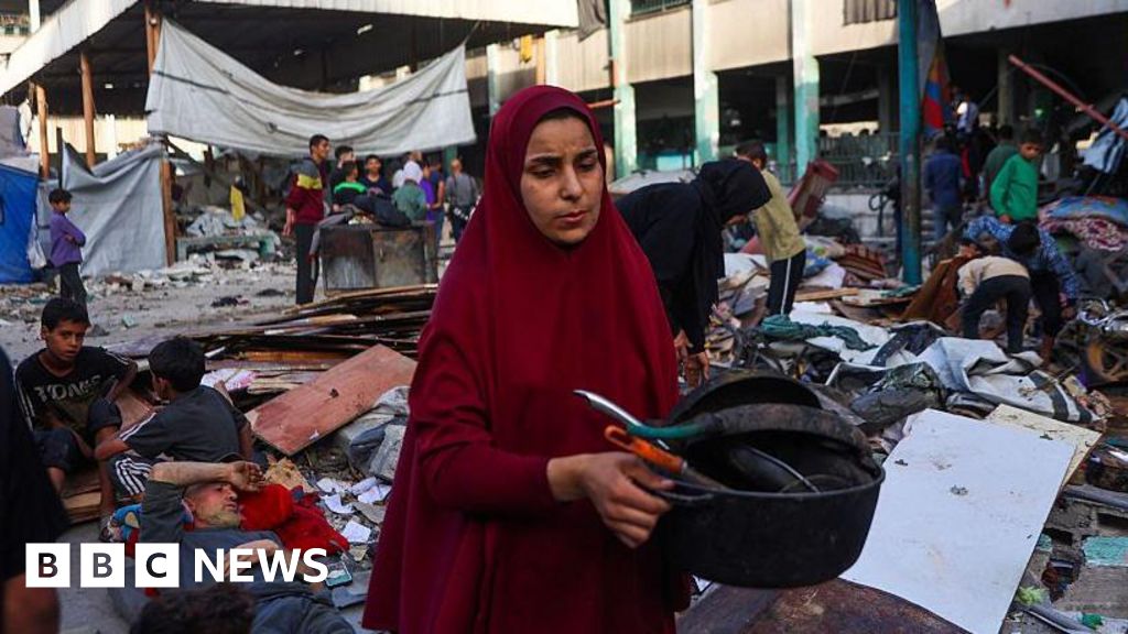 Hundreds of lawyers call for sanctions on Israeli war on Gaza