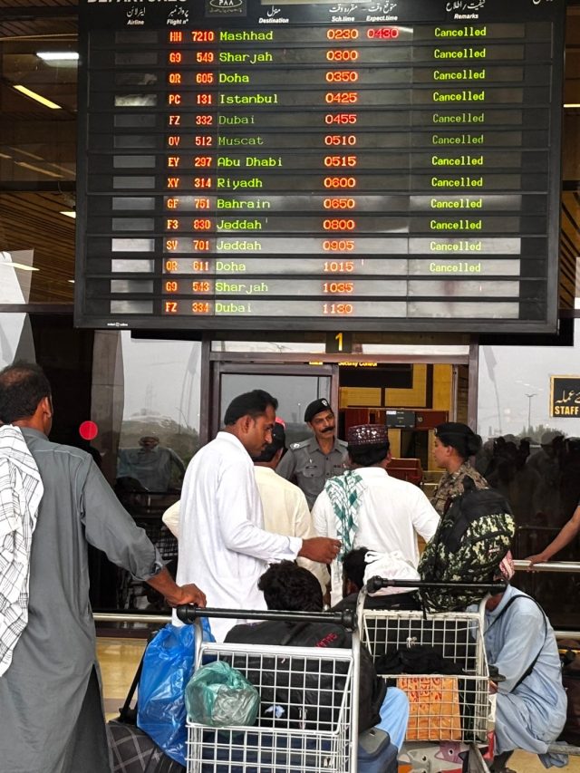 India – Pakistan's deadly combat troops airline re-drives, cancelling flights | India – Pakistan's nervous news