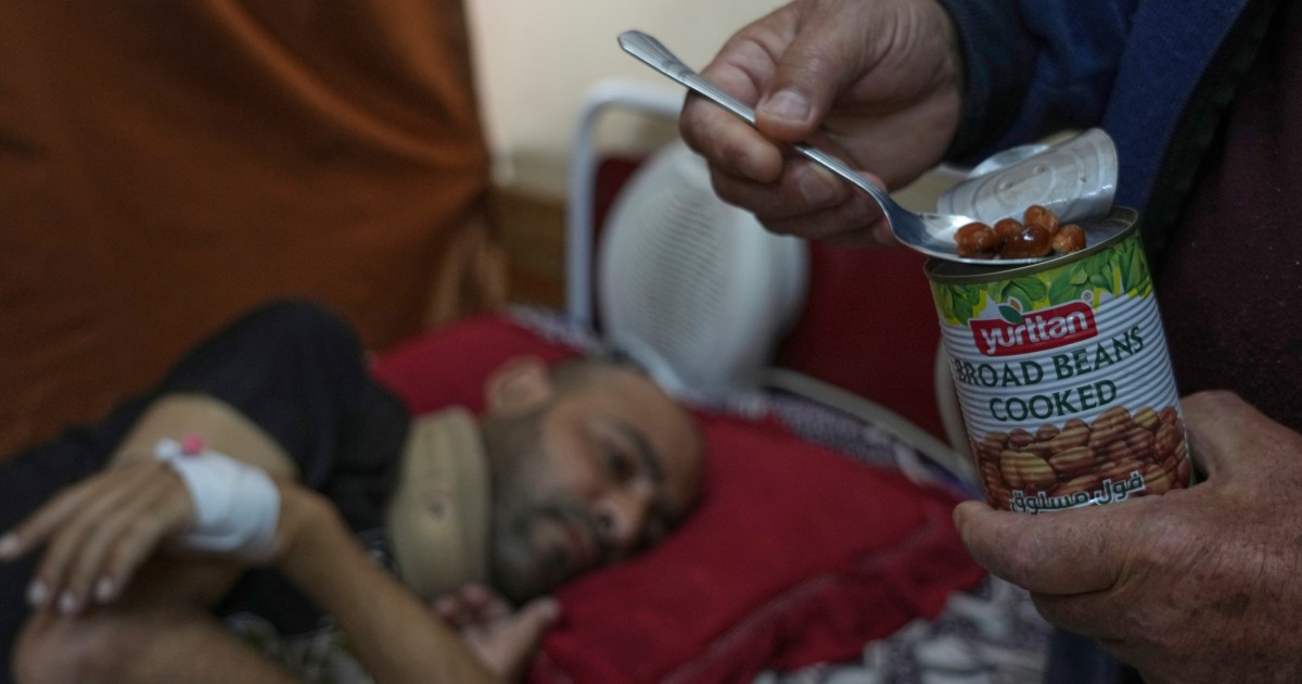 Israel's lockdown means Gaza's hospitals cannot provide food for recovered patients