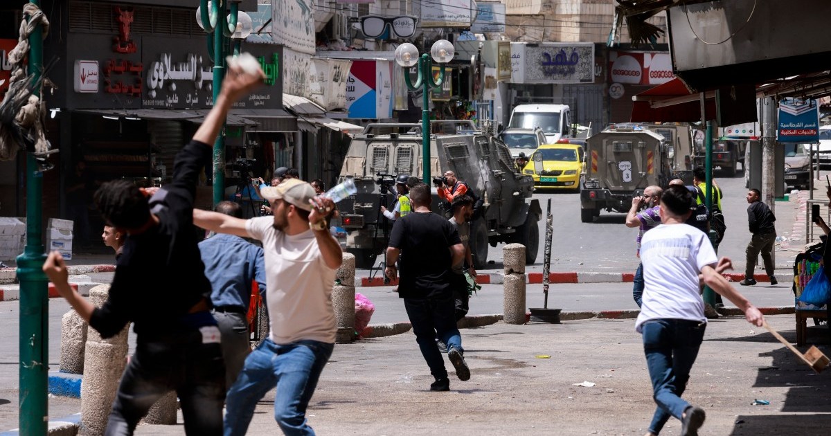 Israeli troops raid forex stores in the occupied West Bank; One Dead | Israel-Palestine Conflict News
