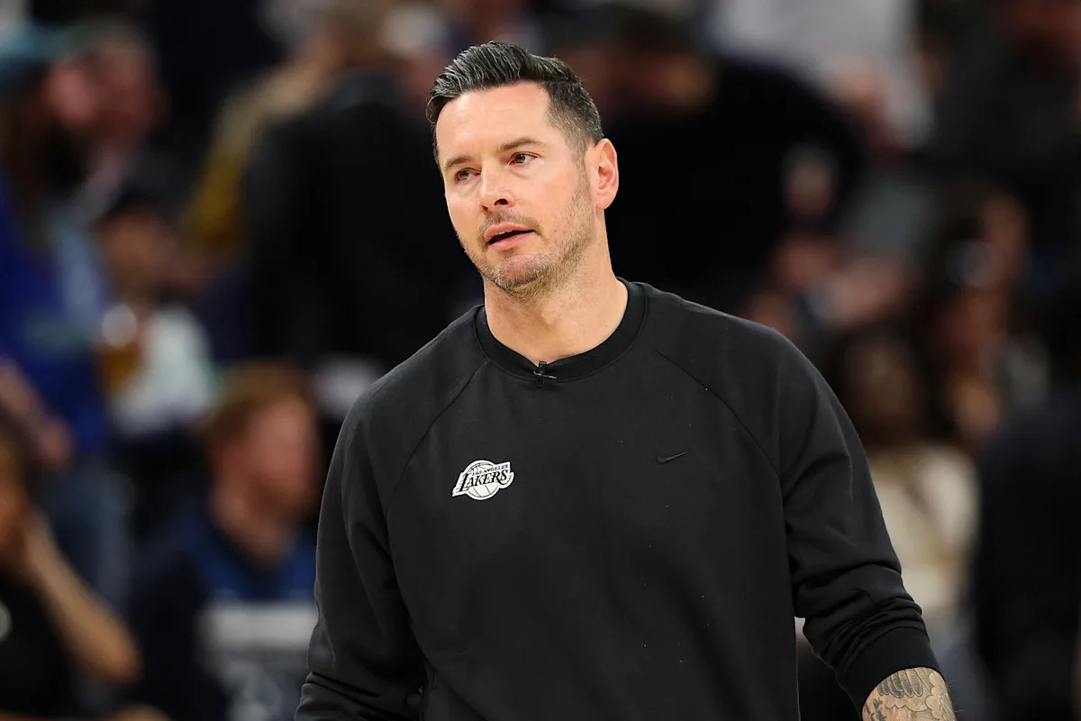 JJ Redick withdrew from press conference after reporters ask the Lakers lack a fourth game replacement