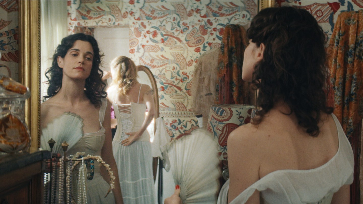 “Jane Austen ruined my life” Comment: French Literature rom-com
