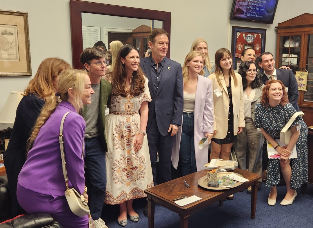 Jason Isaacs, Courtney Eaton and others Barnstorm D.C. for the NEA