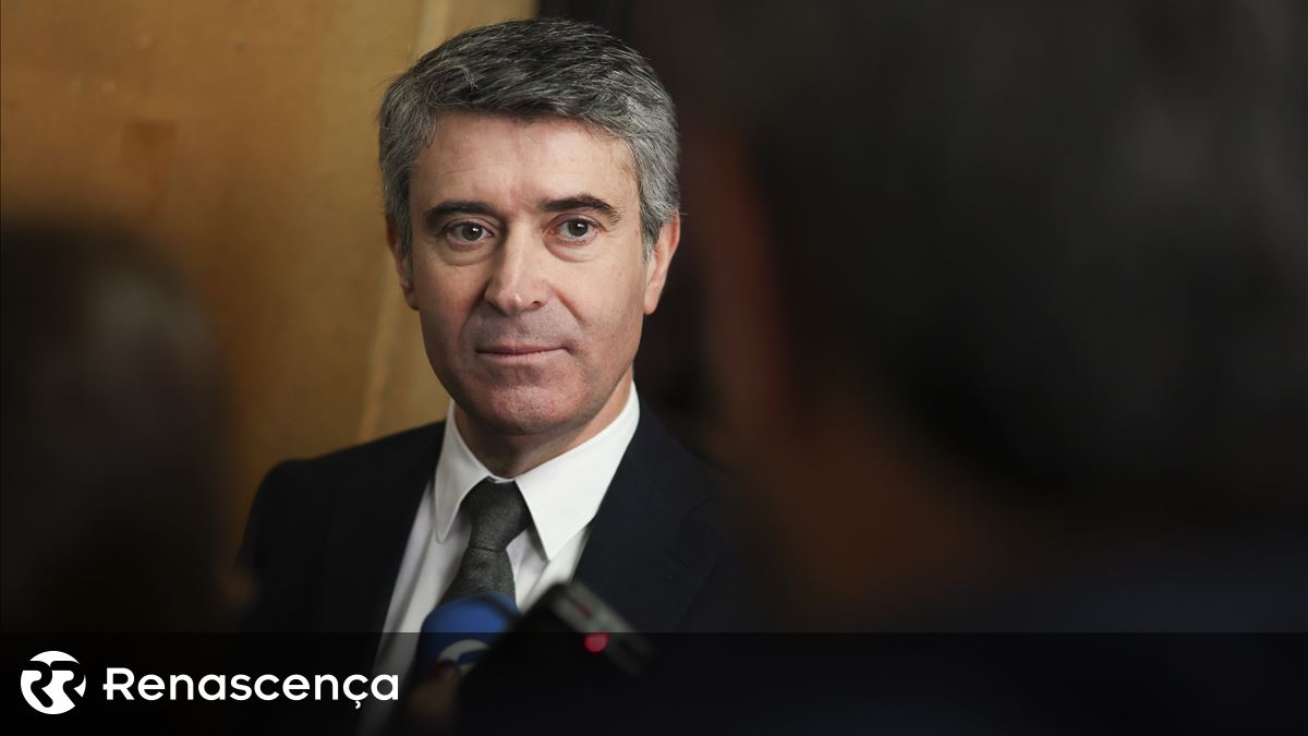 José Luís Carneiro: “Eu poderei servir minha festa e servir Portugal”