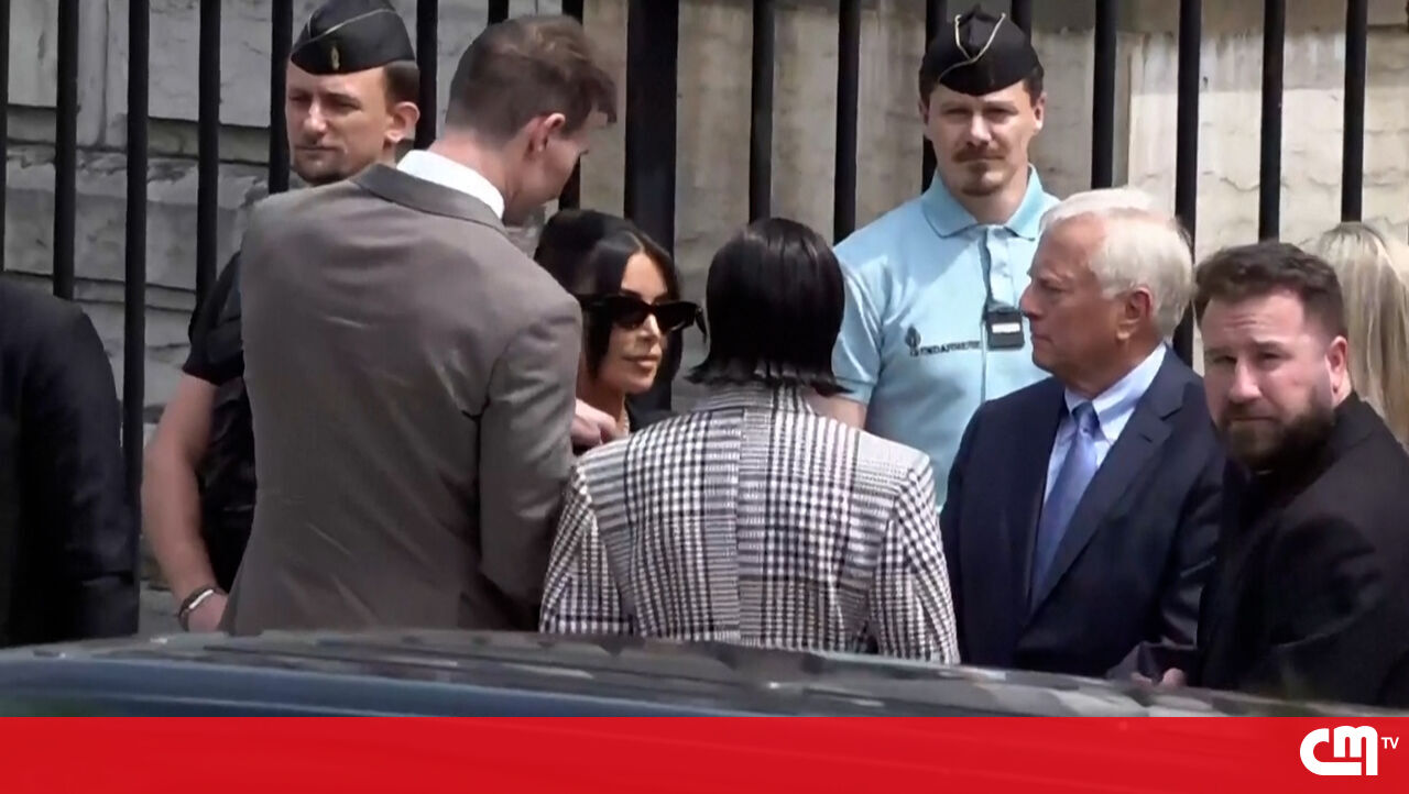 Kim Kardashian, de Paris, testemunha homem contra assalto – vídeo