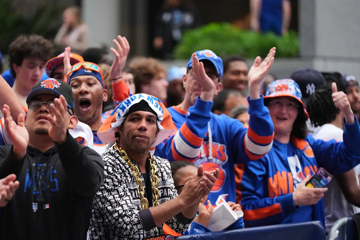 Knicks fans had 6 games to enjoy and started the Block Party Zone outside Madison Square Garden very early