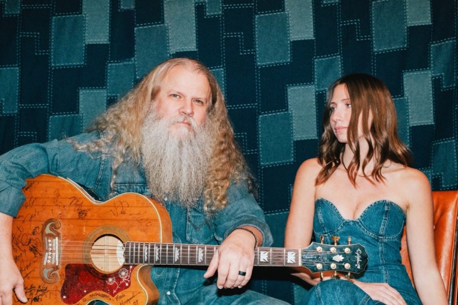 Lily Meola, Jamesy Johnson dominates the duo of “Never Want to Change This Change”