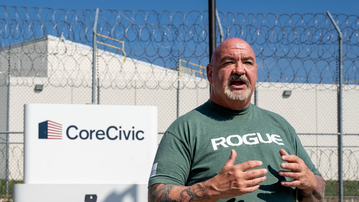 Local regulations help cities reopen prisons to fight prisons as immigration detention centers: NPR