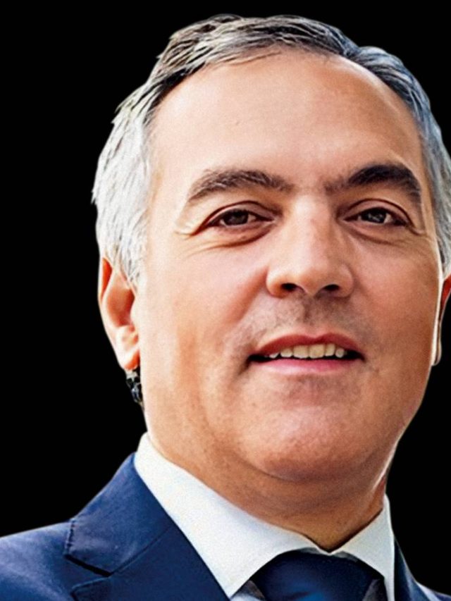Longe vão as quedas de energia, é uma pobreza vibrante