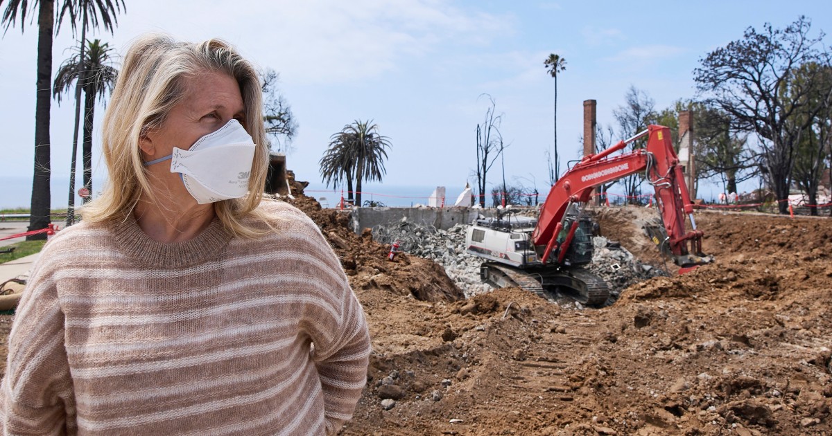 Los Angeles homeowners start rebuilding after destroying wildfires