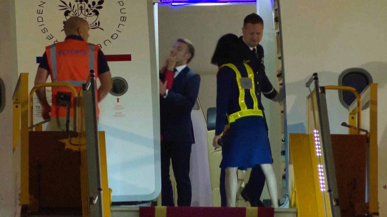 Macron downplays the virus moment with his wife after initially blaming Russian accounts
