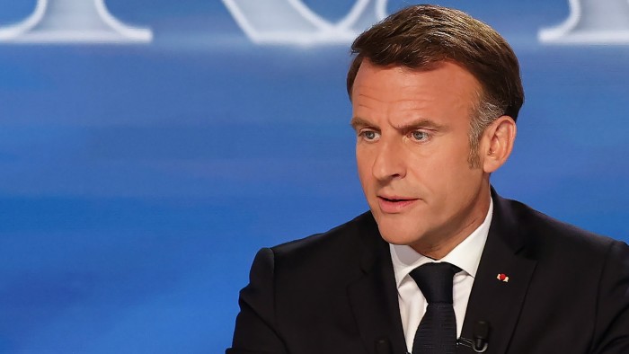 Macron opens up French nuclear weapons in other European countries
