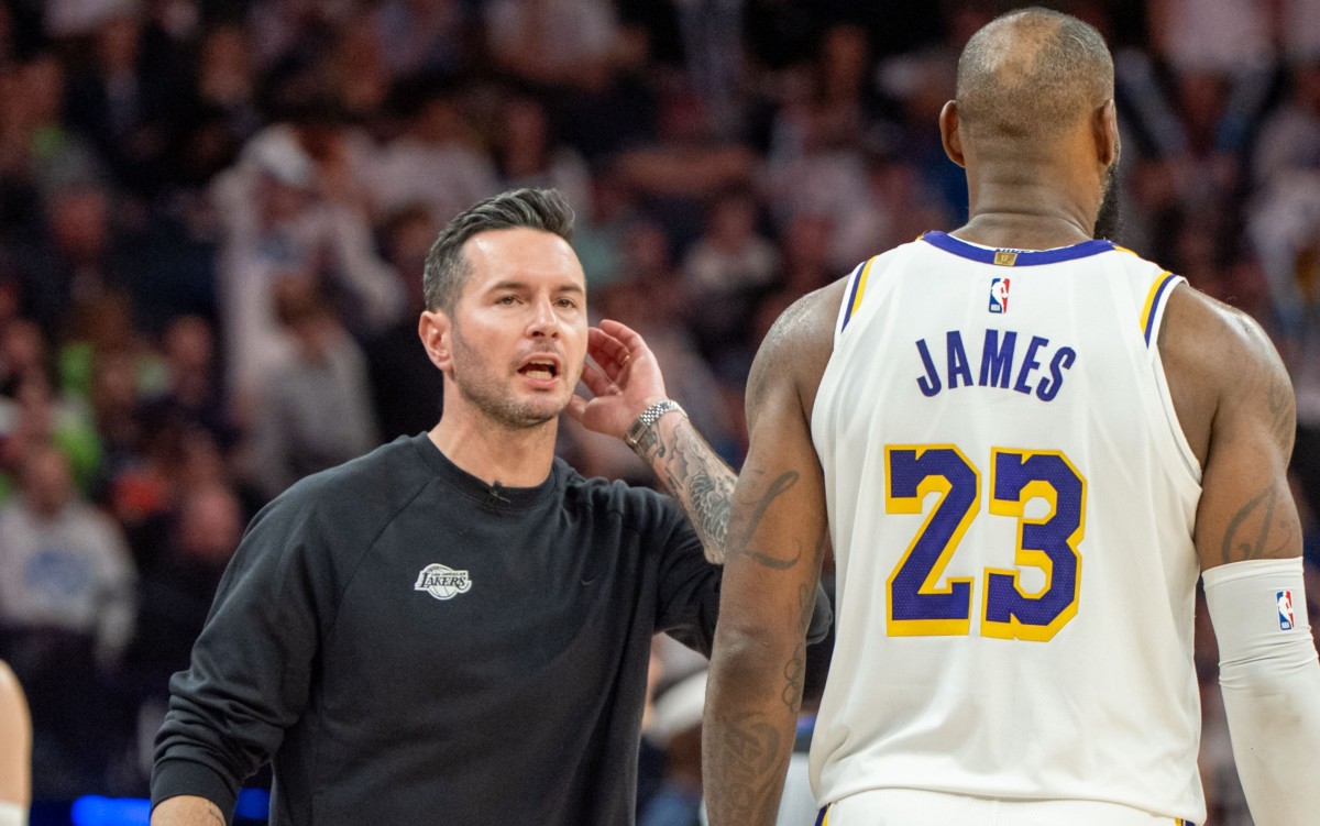 Magic Johnson accuses Lakers of elimination