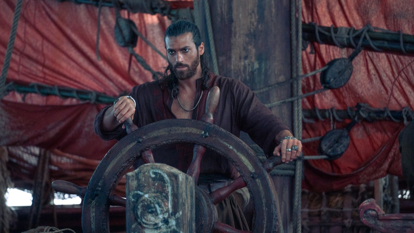 Meet can Yaman is the Turkish star of Fremantel Pirates Series “Sandocan”