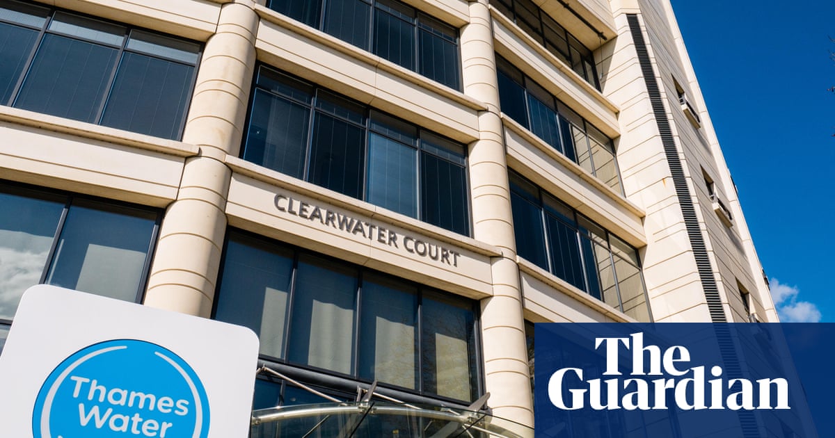 Minister stops Thames from paying boss bonuses, withdrawing Thames water from emergency loan