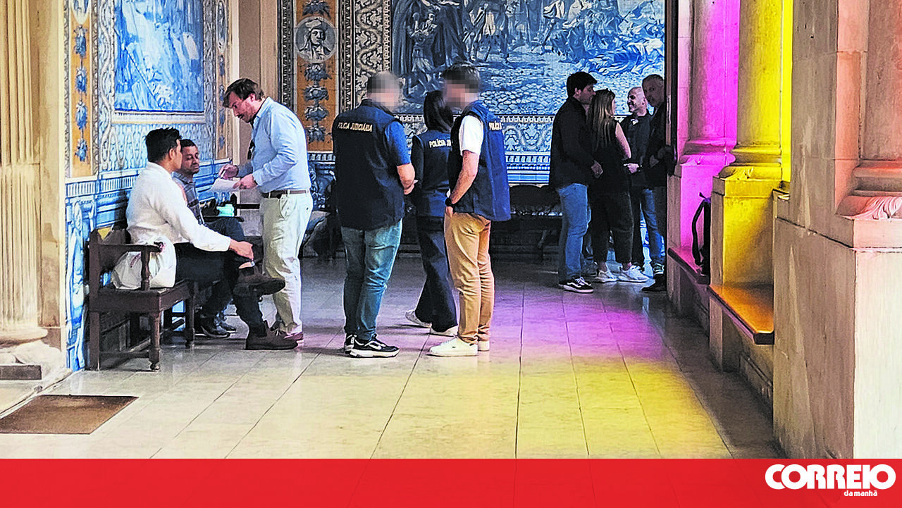 “Mols estrangeiros” no programa milionário de imigração ilegal – Portugal