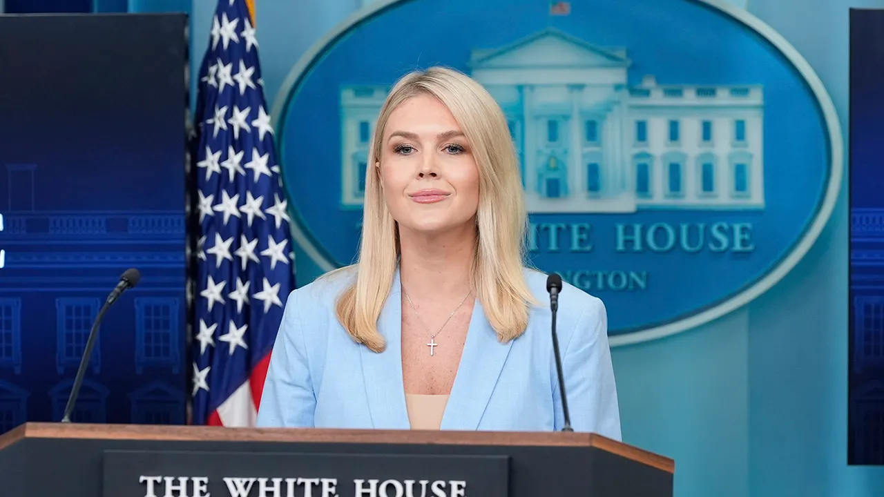 “New Media” Seat Shakes White House Briefing