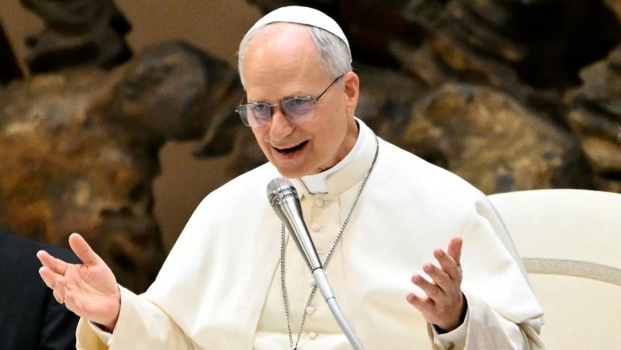 New Pope and Francis break to support Kiev and ceasefire push