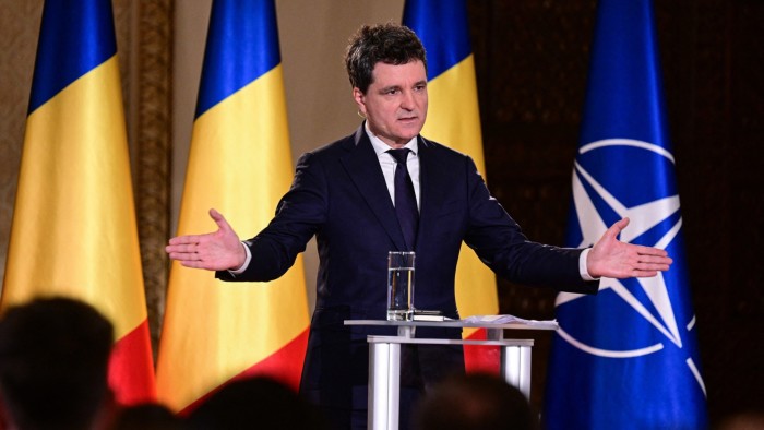 New Romanian president supports higher NATO spending