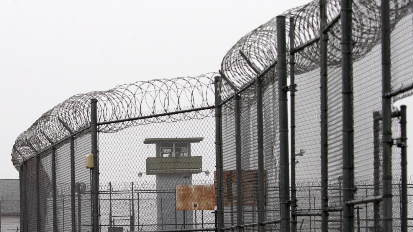 New York to prison guards recruit officials from ages to 18: NPR
