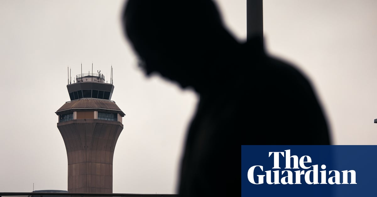 Newark Airport has three air traffic controllers instead of 14 | U.S. News