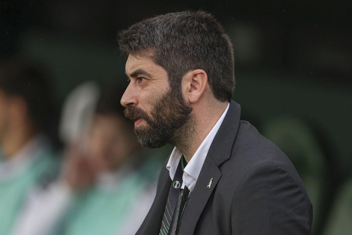 Nota, esportes: Luís Freire sabe o que vencer em Alvalade!