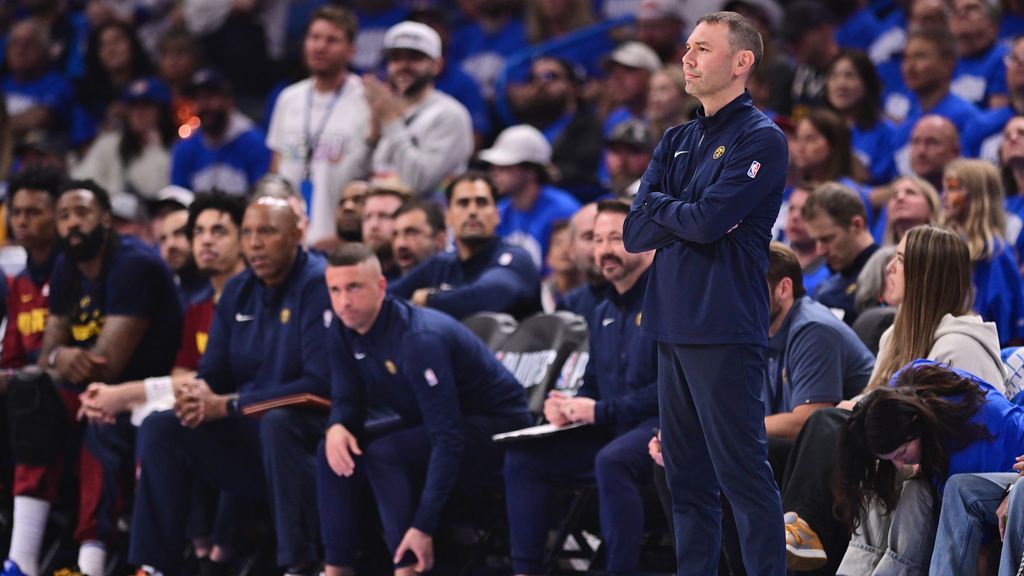 Nuggets coach David Adelman received praise and support from players