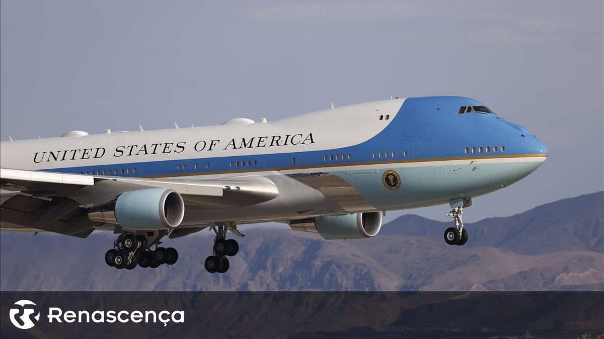 O Catar oferece o jato particular de Trump. Primeiro, será a Força Aérea