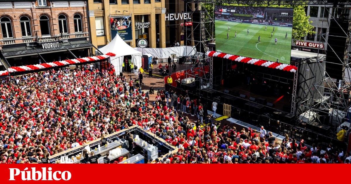 O PSV começou com a mão de Ajax no título da Holanda | Futebol internacional