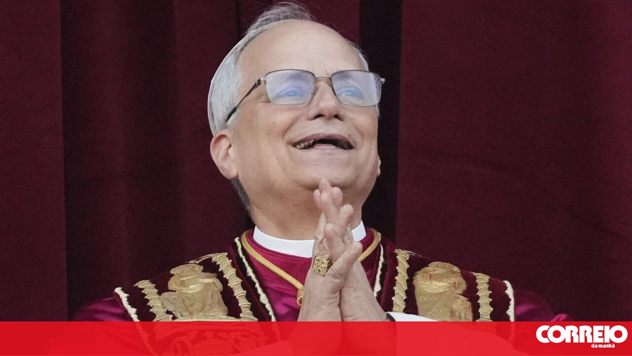 Quando Leo salva imigrantes e forja uma das principais bandeiras de seu mestre sociedade –
