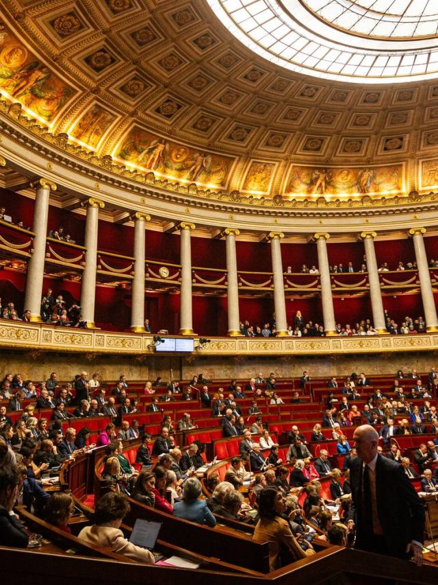 O Parlamento Francês aprova a legalização da morte assistida e da eutanásia: os pacientes devem atender a cinco critérios