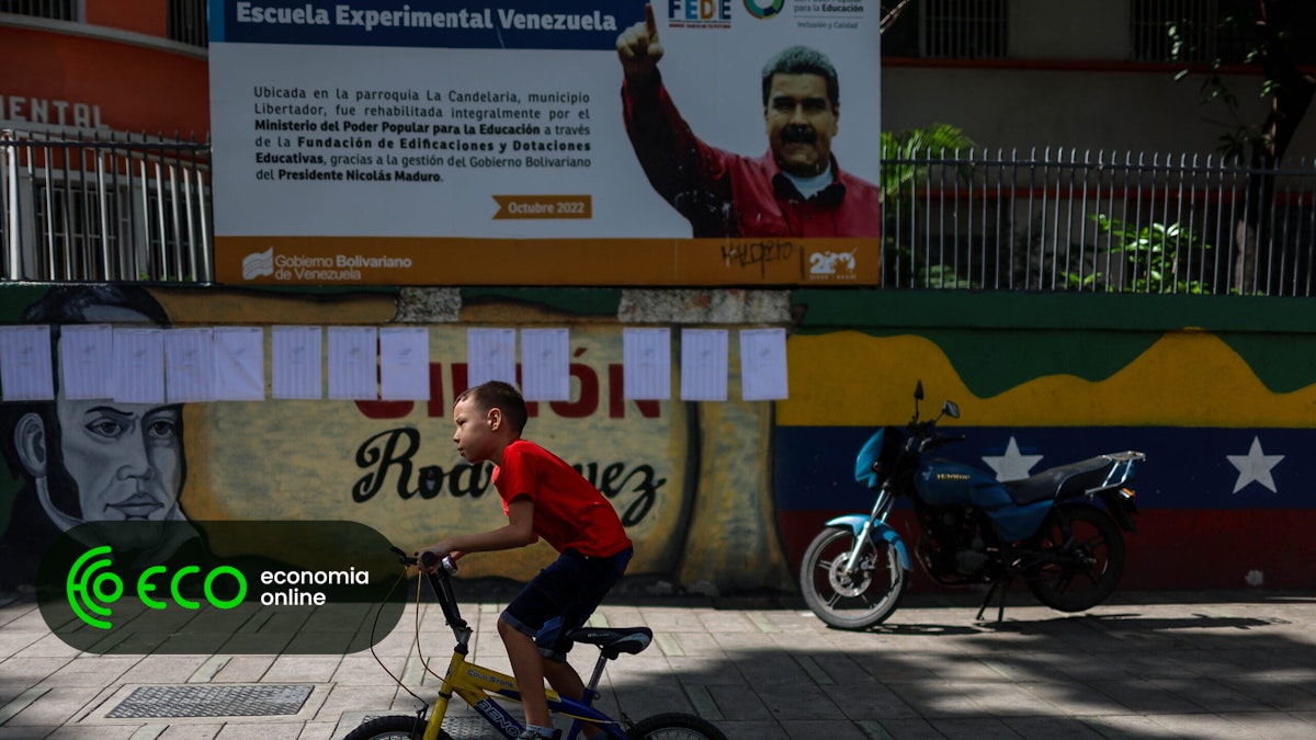 O Partido Chavista vence as eleições na Venezuela em 83,42%
