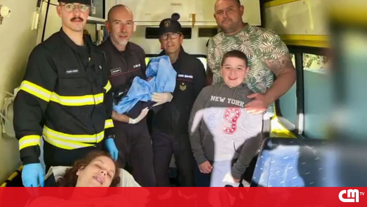 O bombeiro de Braga Sappers ajuda Alana a nascer em casa – vídeo