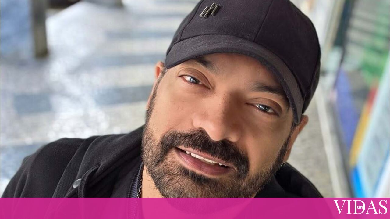O cantor Irã Costa chora a morte de sua mãe – último