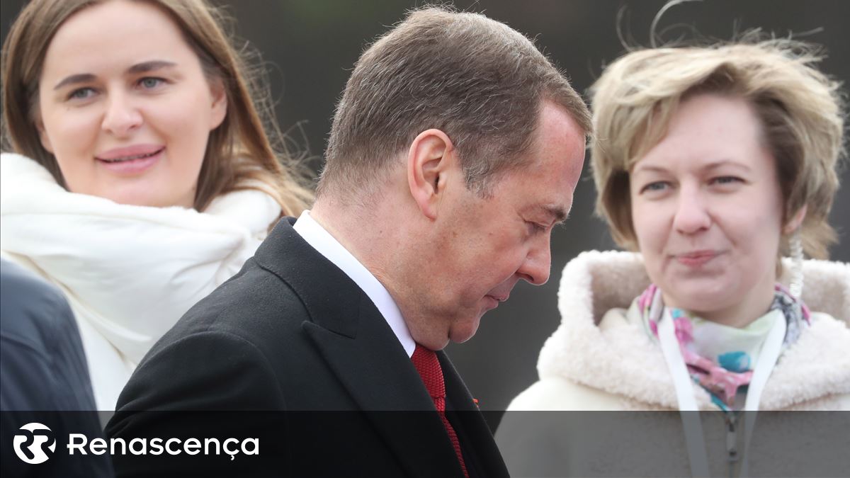 O ex -presidente russo Medvedev adverte Trump para arriscar “a Segunda Guerra Mundial”