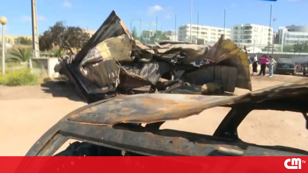 O incêndio da habitação faz de sete pessoas sem teto em Faro – vídeo