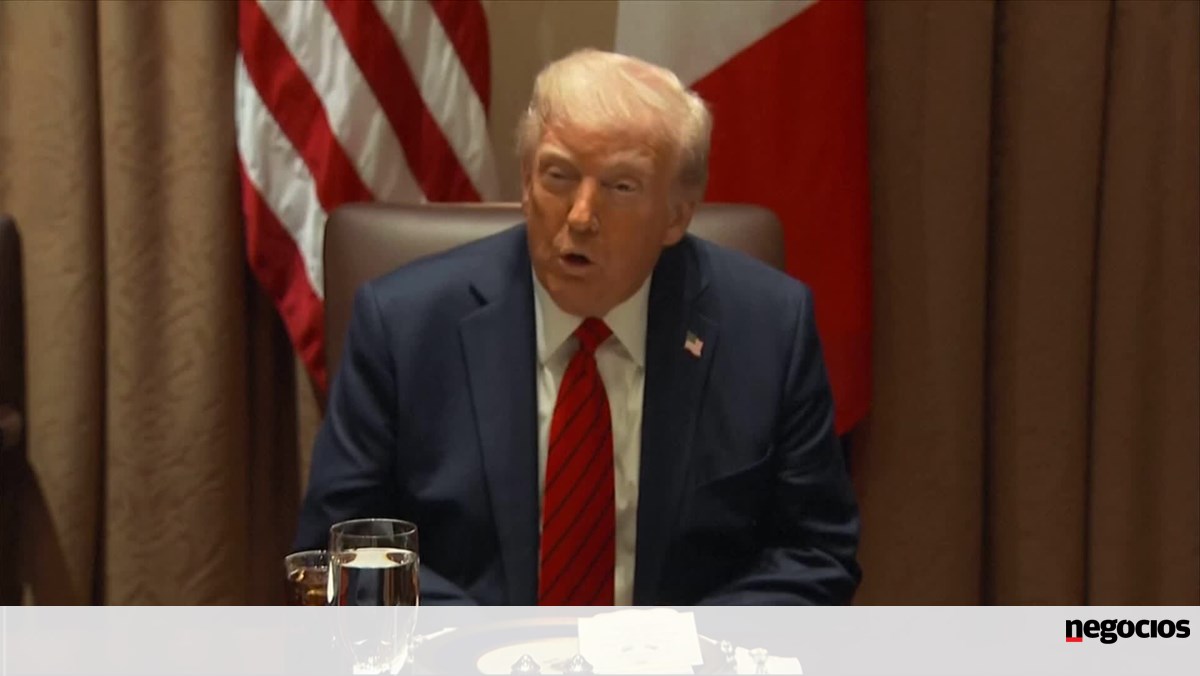 O logotipo de Trump ordens para cortar os preços dos medicamentos dos EUA em 30% a 80% – Américas