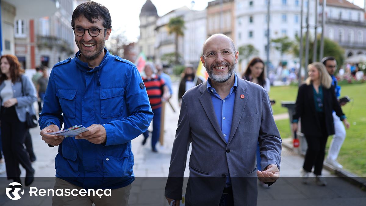 O povo está cheio do sonho da liberdade da quarta força política