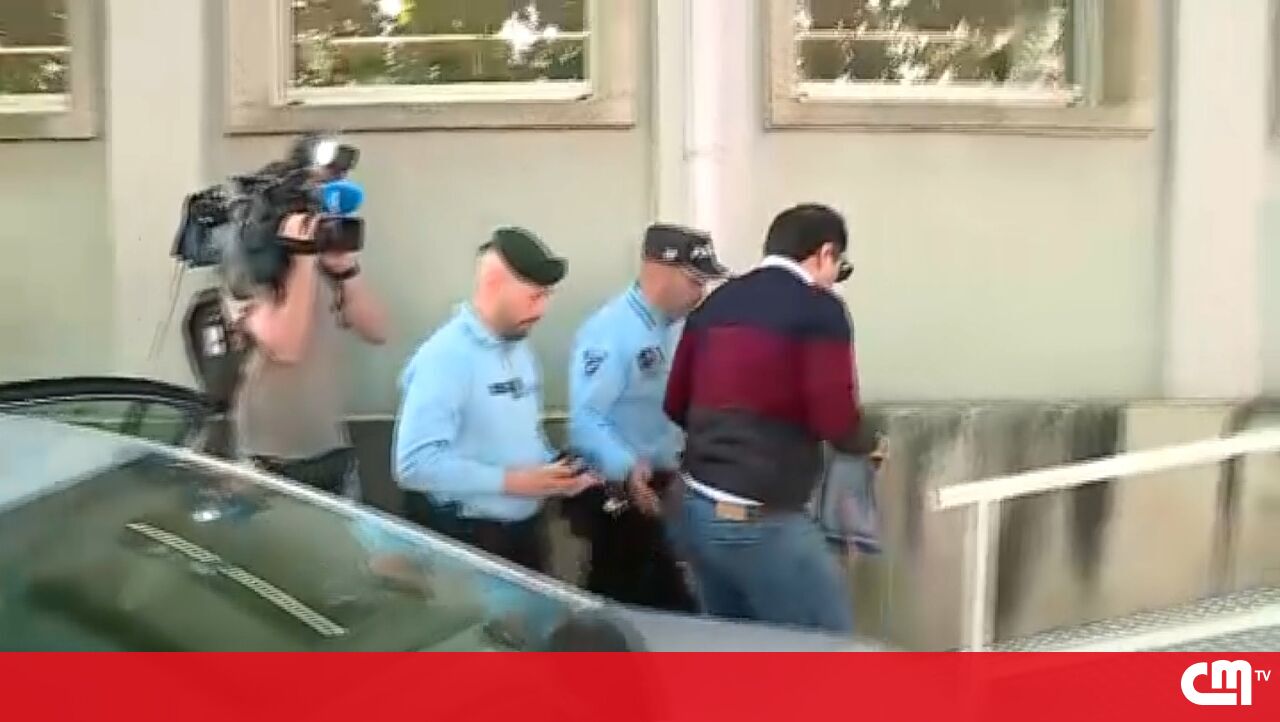 O principal suspeito que matou Mónica Silva chegou ao tribunal para a quarta reunião de julgamento – vídeo
