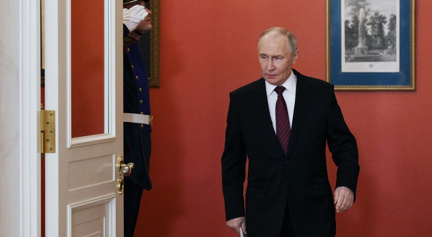 O privilégio do Kremlin “causas profundas de conflito”. Putin propõe negociações diretas com Kiev