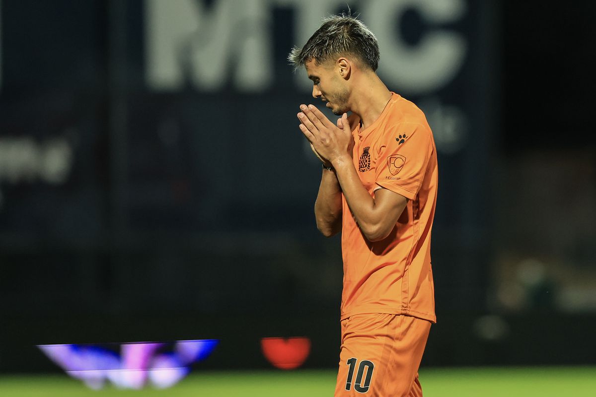 Oficial: Miguel Reisinho diz adeus a Boavista