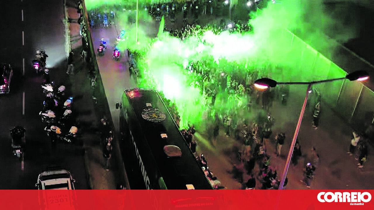 Ondas vermelhas se transformam em mar verde – futebol
