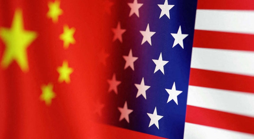 Os Estados Unidos e a China suspendem tarifas e realizarão negociações de 90 dias