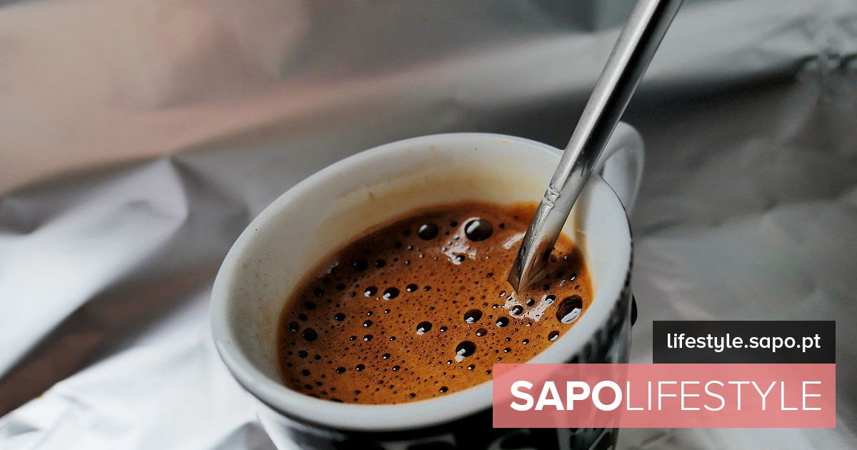 Os benefícios do café e dos sintomas da sensibilidade à cafeína são explicados pelos médicos – peso e nutrição
