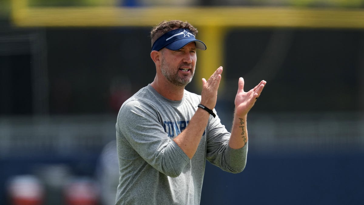 Otas begins with Micah Parsons scam, Dak Prescott