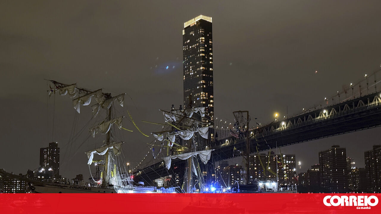 Pelo menos dois mortos e 19 feridos depois que o navio naval mexicano colidiu com a Brooklyn Bridge em Nova York – Mundo