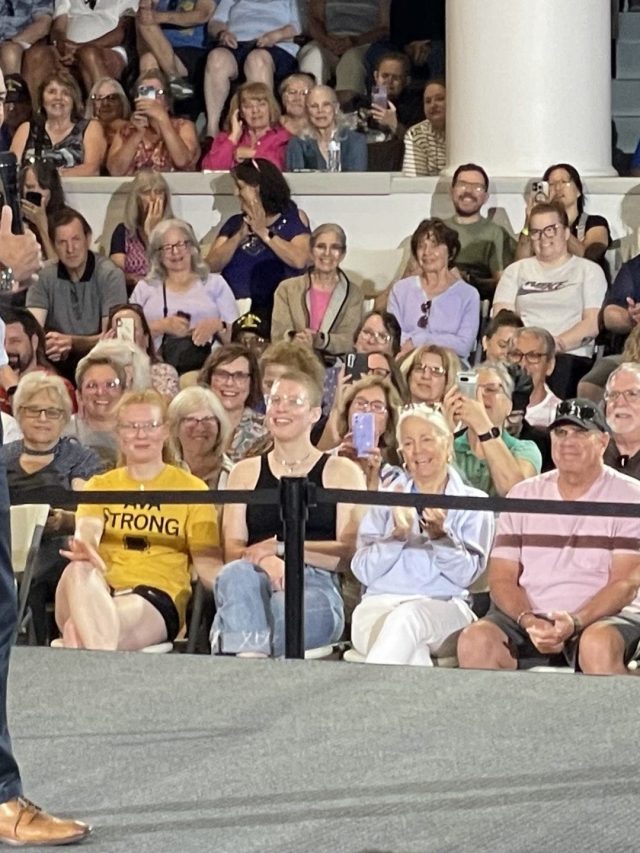 Pete Buttigieg solves speculation in Iowa during 2028