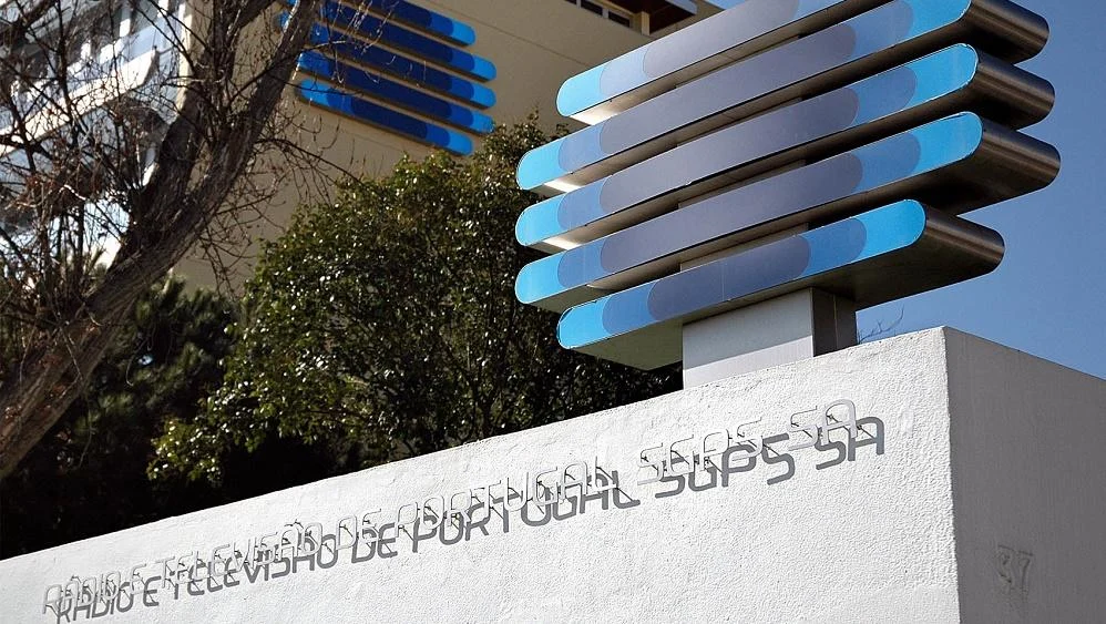 Portugal lamenta a deportação da equipe RTP do presidente de Angola
