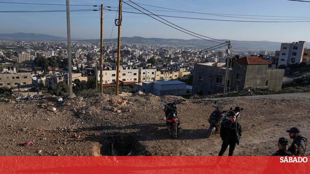 Português israelense entre a delegação de diplomatas atacados por Jenning. UE solicita investigação-mundo
