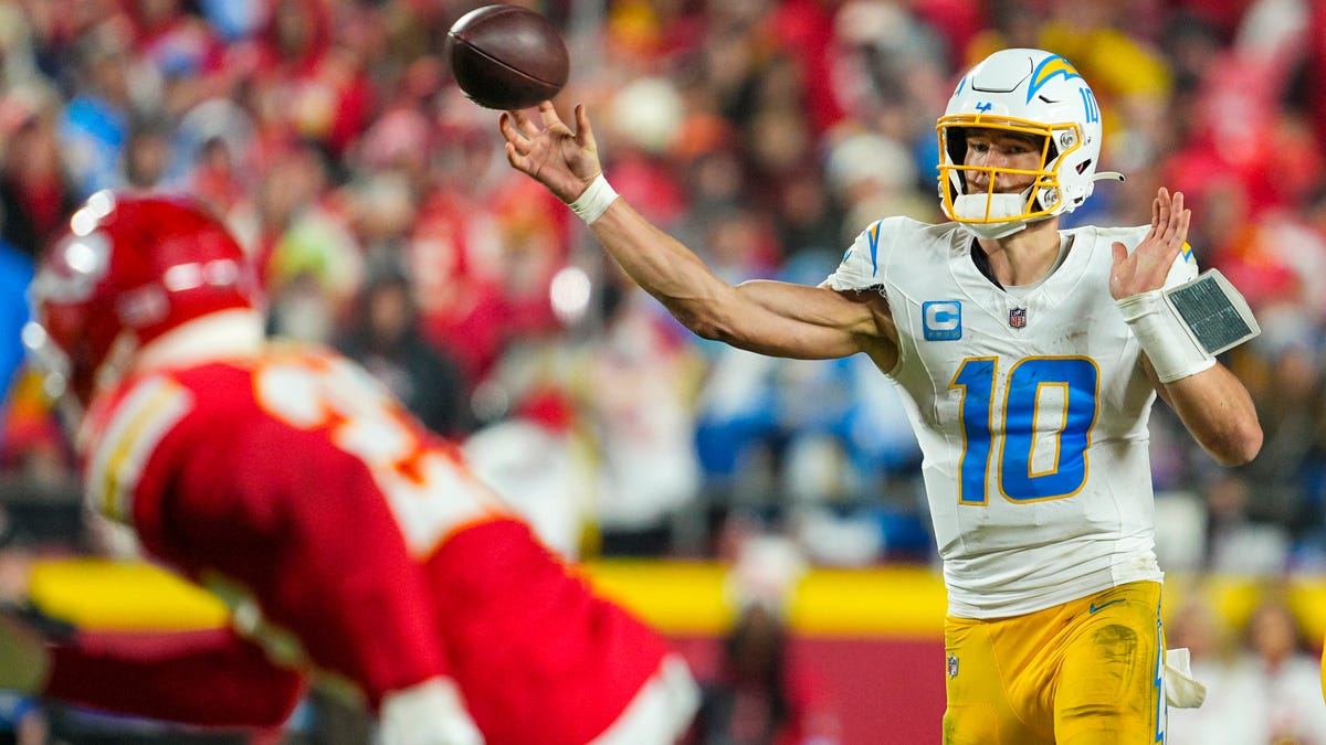 Predict the Chargers' prime time game in 2025 season